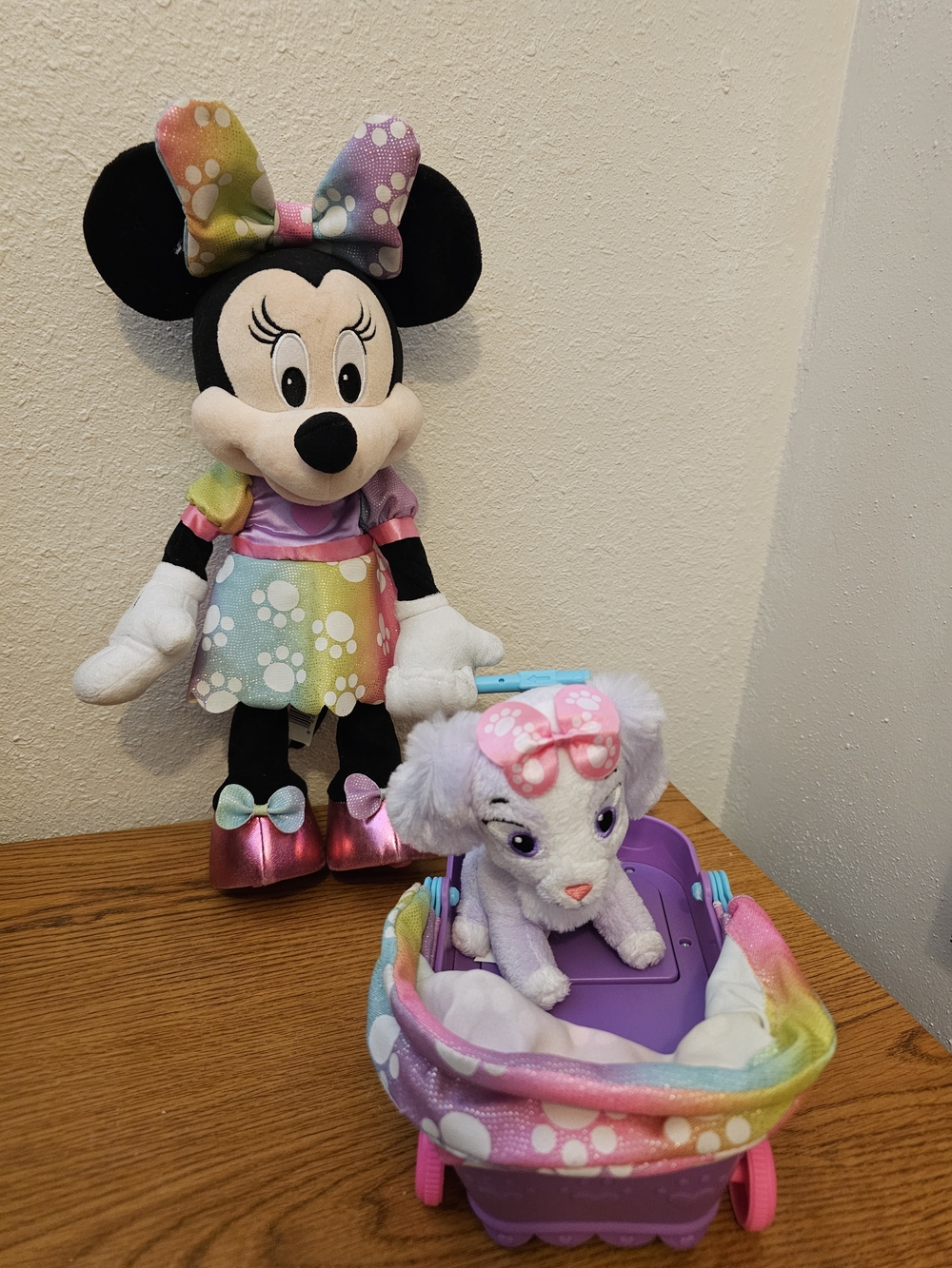 Disney Junior Minnie Mouse Waggin' Wagon Talks & Sings Puppy & Stroller *Flawed*